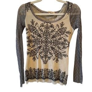 Fuzzi Size M Ivory Black Print Long Sleeve Mesh Top Floral Paisley Mandala